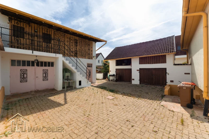 Maison 5 pièces + 2 dépendances